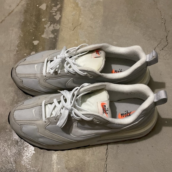 Nike shoes - Picture 6 of 6